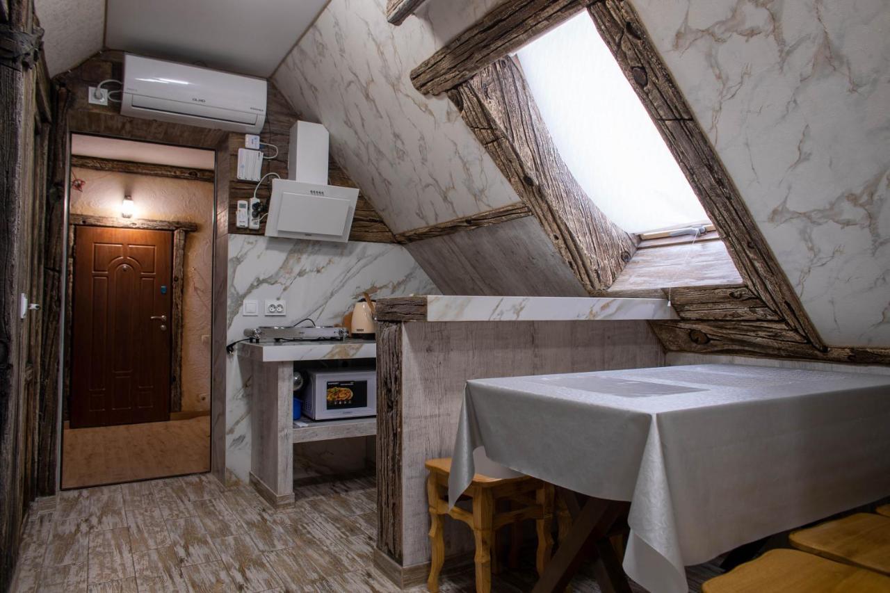 Apartments U Ratushi Kamyanets-Podilski Dış mekan fotoğraf