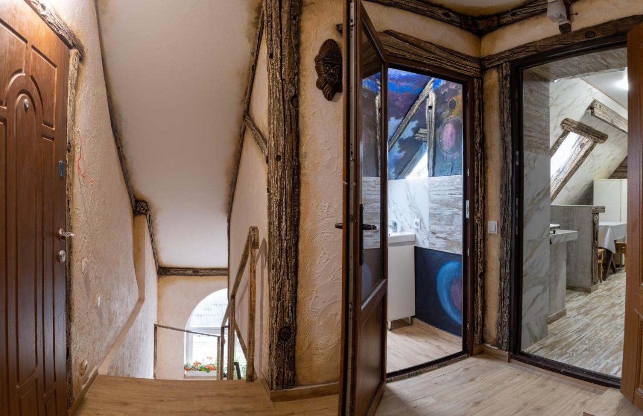 Apartments U Ratushi Kamyanets-Podilski Dış mekan fotoğraf