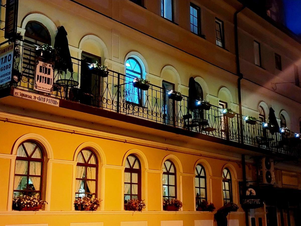 Apartments U Ratushi Kamyanets-Podilski Dış mekan fotoğraf