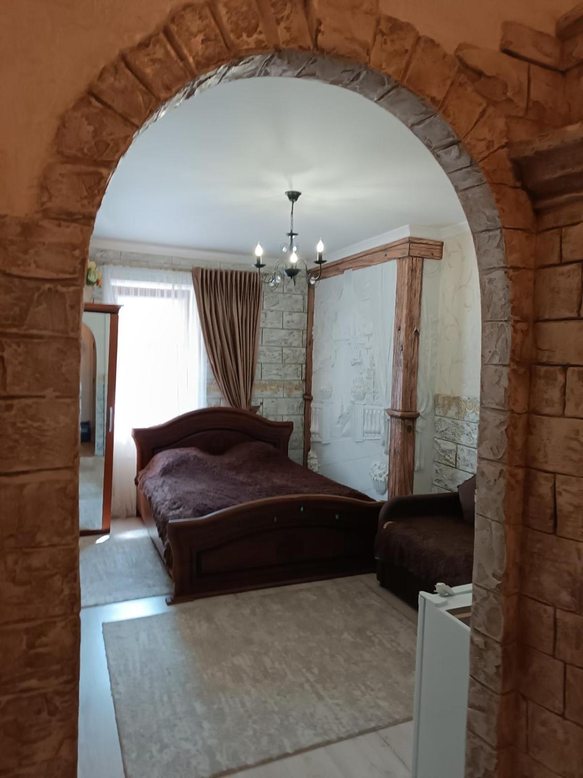 Apartments U Ratushi Kamyanets-Podilski Dış mekan fotoğraf