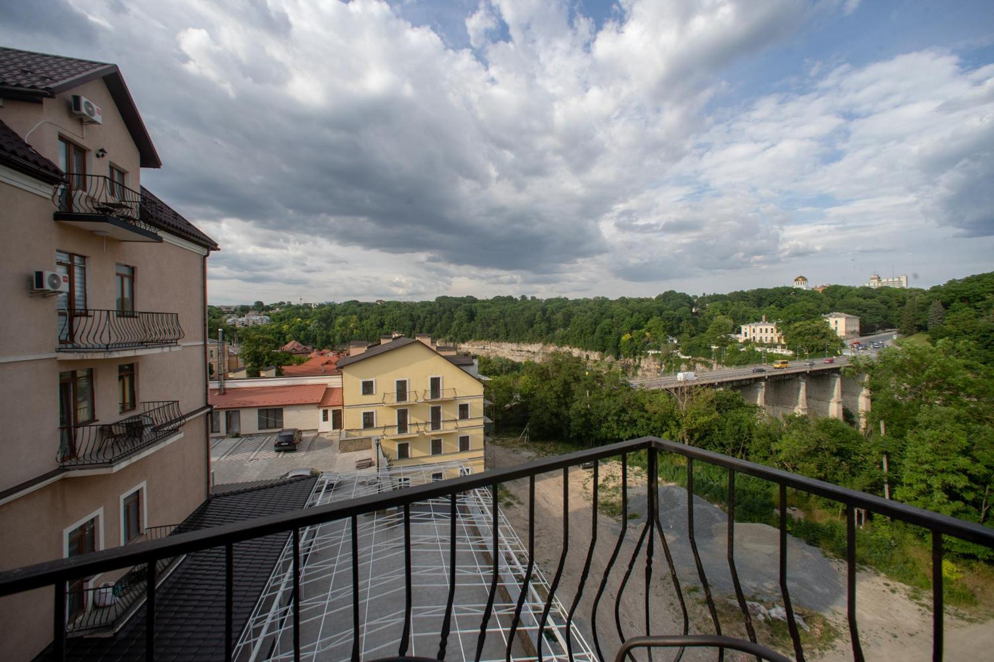 Apartments U Ratushi Kamyanets-Podilski Dış mekan fotoğraf