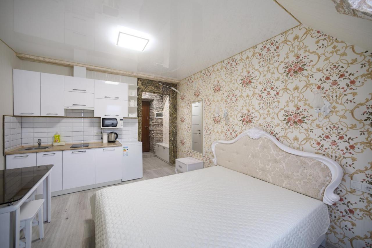 Apartments U Ratushi Kamyanets-Podilski Dış mekan fotoğraf