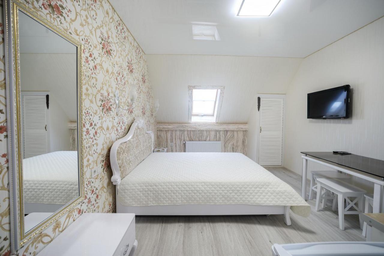 Apartments U Ratushi Kamyanets-Podilski Dış mekan fotoğraf